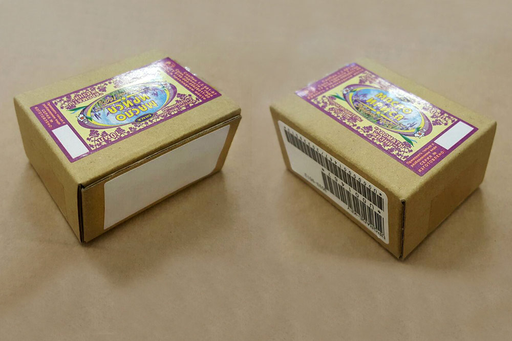 Образец маркировки коробки тремя этикетками вид сбоку
